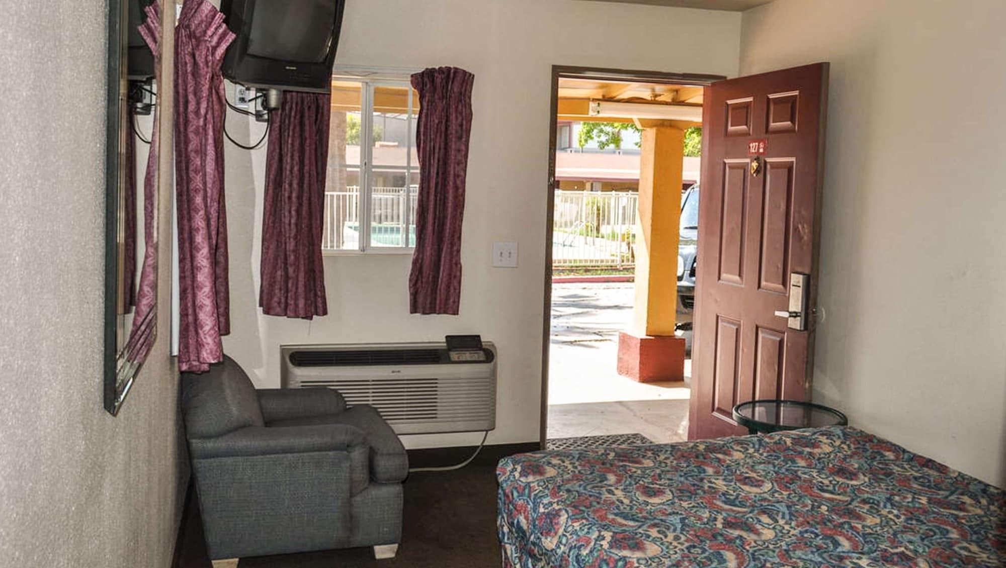 California Suites Motel Calexico Eksteriør bilde